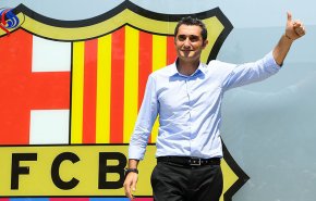 برشلونة يمدد عقد مدربه فالفيردي