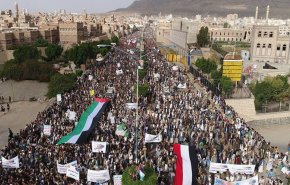 احتشاد يمني جماهيري للمشاركة بمسيرات البراءة من الخونة