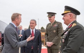 وزرای دفاع ترکیه و آمریکا درباره سوریه و «اس 400» رایزنی کردند