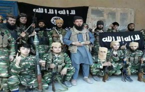 قسد تسلم العراق 280 مقاتلا عراقيا من تنظيم داعش الارهابي