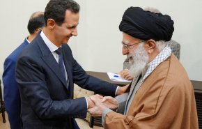 أول فيديو للقاء الرئيس الاسد مع قائد الثورة الاسلامية