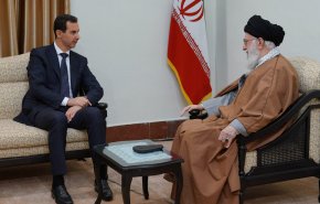 ماذا تعني زيارة الأسد لطهران فجأة وللمرة الأولى منذ بداية الازمة ؟