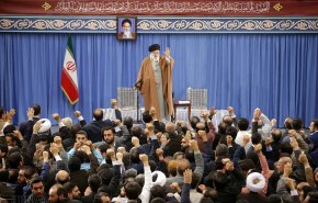 قائد الثورة: بعد 40 عاما، ايران باتت اقوى من اعدائها 