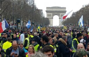 برگزاری شانزدهمین شنبه اعتراض در فرانسه