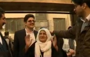 بالفيديو: عراقي ربته عائلة ايرانية يلتقي والدته الحقيقية بعد 31 عاما!