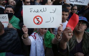 تجدد الاحتجاجات في عدد من المدن الجزائرية ضد ترشح بوتفليقة
