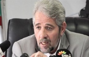 وزير جزائري سابق يستقيل من البرلمان والحزب الحاكم