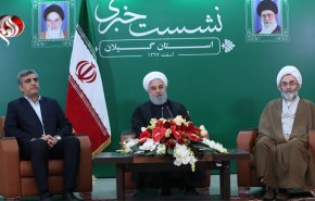 روحانی: افتتاح راه آهن قزوین به رشت نشانگر بی‌اعتنایی مردم جهان به تحریم و دیوارها است