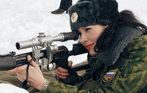 40 ألفا من الحسناوات الروسيات يخدمن في الجيش
