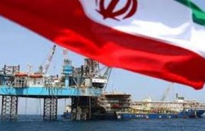 رویترز: آمریکا صادرات نفت ایران را به کمتر از یک میلیون بشکه در روز می‌رساند