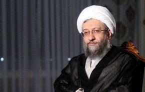 آملی لاریجانی: نظام جمهوری اسلامی اگر صبوری می‌کند از باب ضعف نیست