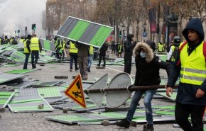 وزير الداخلية الفرنسي: 1500 مخرب بين محتجي 
