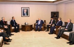 ما هي الرسائل التي نقلها المعلم لبيدرسون بشأن الحل السياسي في سوريا؟