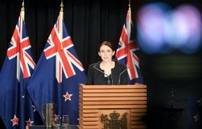 الرئيسة النيوزيلندية تسلم بالعربية وتحذف اسم القاتل