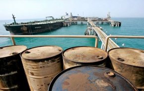 ايران توقف سفينة اجنبية في الخليج الفارسي تحمل وقودا مهربا 