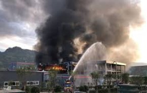ستة قتلى و30 جريحًا في انفجار مصنع كيماويات بالصين 