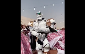 شاهد.. روبوت يرقص في السعودية يثير جدلا