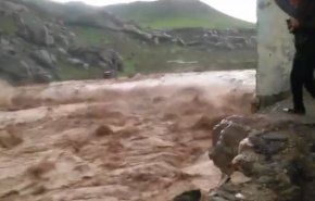 سیل در لرستان/ جاده ترانزیتی پلدختر خرم آباد مسدود شد