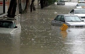 مشاهد مرعبة لسيول اجتاحت مناطق مختلفة في ايران