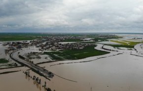تعويضات من الحكومة الايرانية لمتضرري السيول بمبلغ 710 مليار تومان