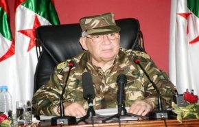 شاهد ... الجيش الجزائري: نعرف كيف نغلب المصلحة الوطنية على كافة الأمور