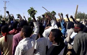  الشرطة السودانية تفرق المحتجين في الخرطوم ومدن أخرى