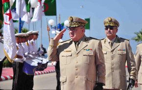 هل أقيل رئيس الأركان الجزائري و أحيل للتحقيق العسكري؟