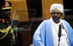 اجتماع طارئ والرئيس السوداني يدرس التنحي