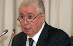 أول تصريح لرئيس الجزائر المؤقت في ظل دعوات لاستمرار الحراك