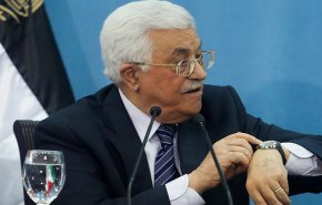 محمود عباس: أيدينا ممدودة للسلام وصفقة القرن مرفوضة