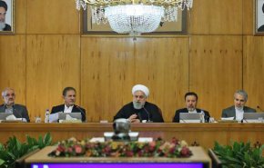 روحاني: القرار الاميركي ضد الحرس دعائي وسياسي