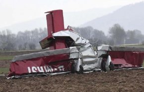 مقتل شخص بسقوط طائرة خفيفة في بريطانيا