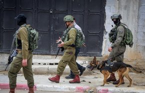 قوات الاحتلال تهاجم مدرسة في نابلس