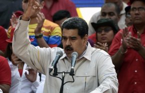 مادورو: قوات الدفاع الشعبي ستكون جزءا من الجيش