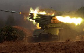 رشقات صاروخية سورية باتجاه جبهة النصرة جنوب إدلب