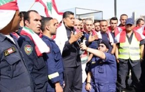 عسكريون لبنانيون ​یعتصمون بسبب خفض رواتبهم 
