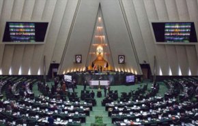 البرلمان الايراني يرد بالمثل على الاجراء الاميركي ضد الحرس