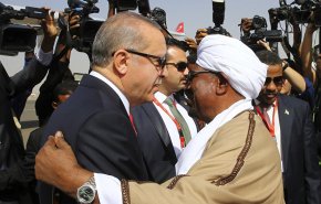 السودان تتجه لإلغاء اتفاقية إقامة قاعدة تركية في سواكن