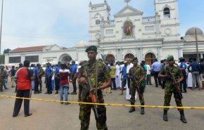 شرطة سريلانكا تحدد هوية أحد الانتحاريين في انفجارات الأحد