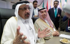 گزارش فوربس از مخمصه نفتی عربستان در برابر آمریکا و اوپک