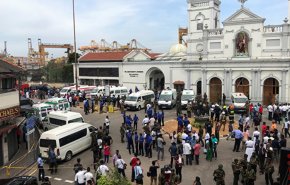 أول فيديو لعملية تفجير كنيسة سريلانكا... شاهد ماذا فعل الانتحاري