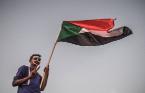 بالفيديو.. قادة احتجاجات السودان يهددون بإضراب شامل