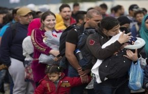 ألمانيا تعلّق النظر في طلبات لجوء السوريين