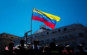 بالفيديو.. واشنطن تفشل عبر غوايدو بالانقلاب في فنزويلا