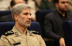 وزير الدفاع: الحظر على مبيعات النفط الإيرانية سيفشل