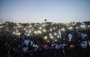 الوثيقة الدستورية.. السودانيون بانتظار مرحلة جديدة في تاريخهم + فيديو