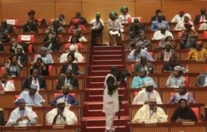 برلمان السنغال يوافق على تعديل دستوري يلغي منصب رئيس الوزراء
