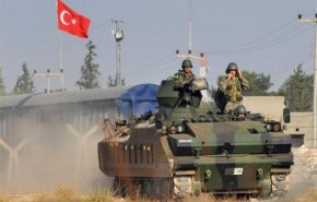 وزير الدفاع التركي يدعو القوات السورية لوقف الهجوم جنوب إدلب