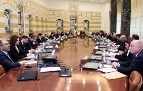 الحكومة اللبنانية تقرر رفع الضريبة على الفوائد