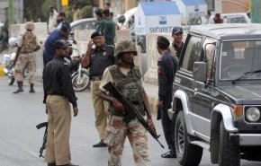 مسلحون يقتلون حارسا في هجوم على فندق فاخر في باكستان